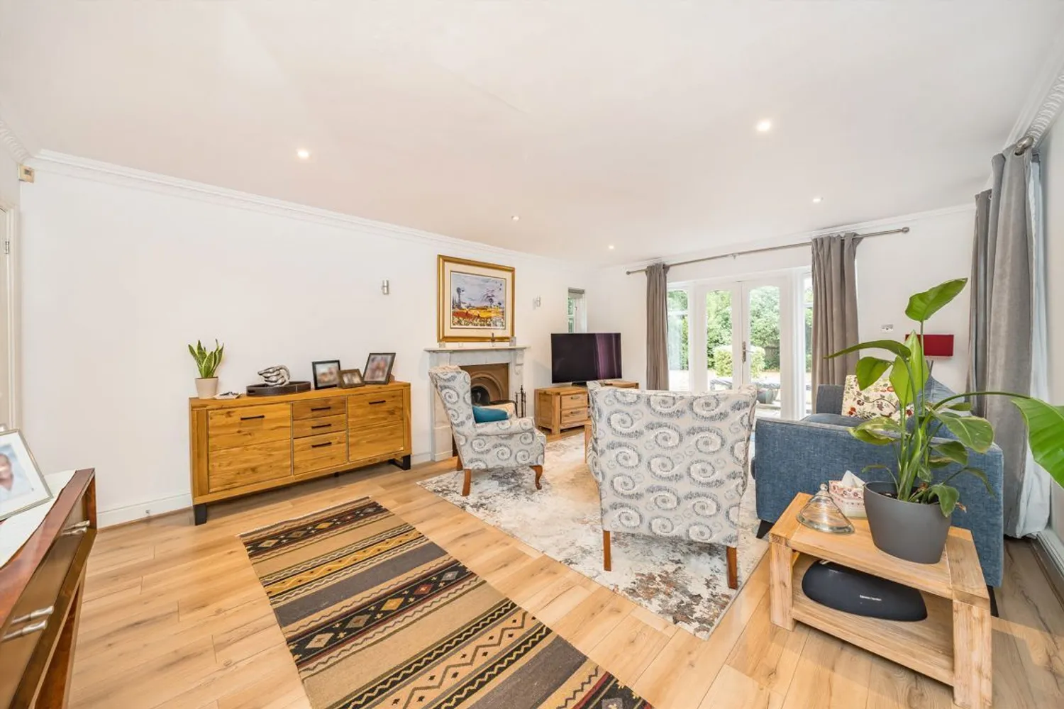 Hanger Hill, Weybridge, KT13 photo 5