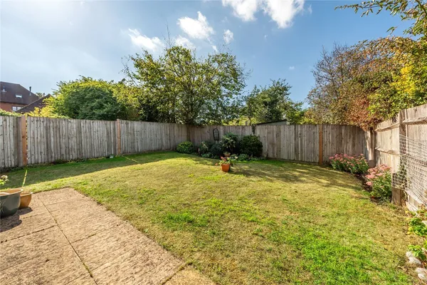 Ashurst Place, Dorking, RH4 photo 4