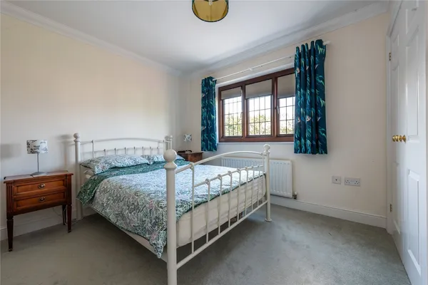 Ashurst Place, Dorking, RH4 photo 13