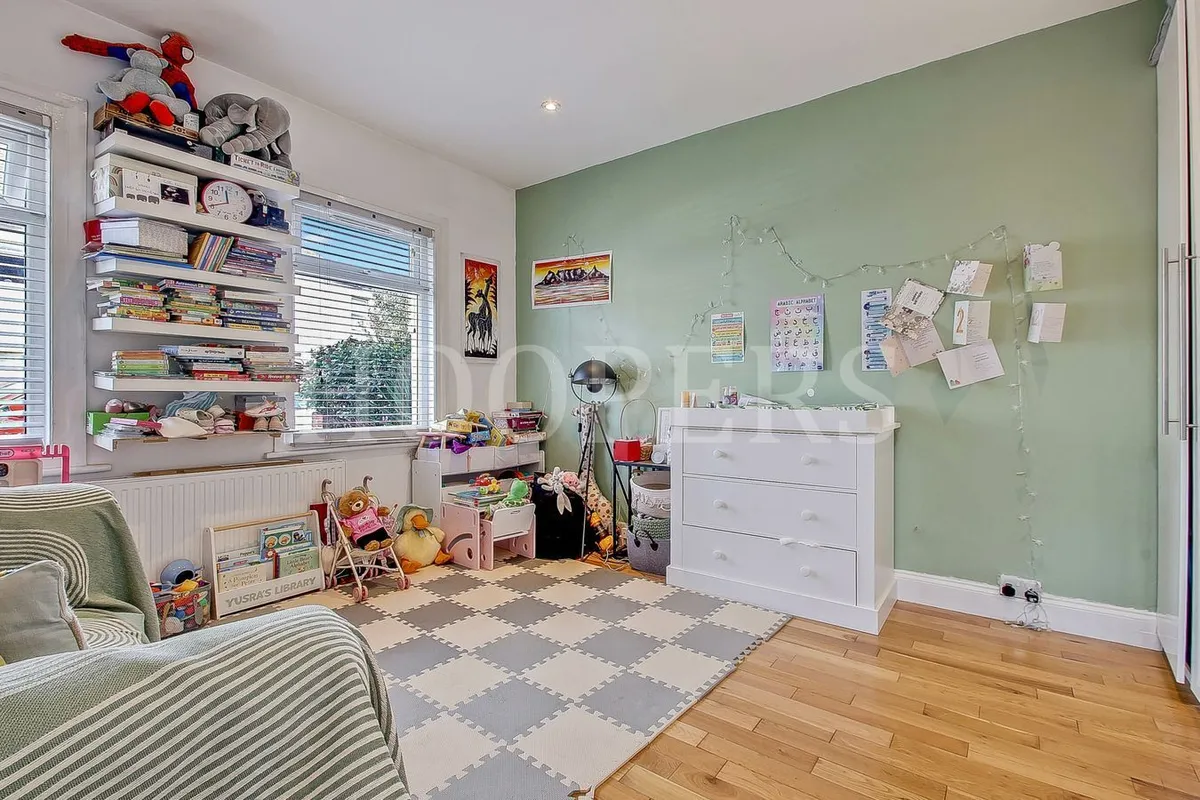 Belton Road, London, NW2