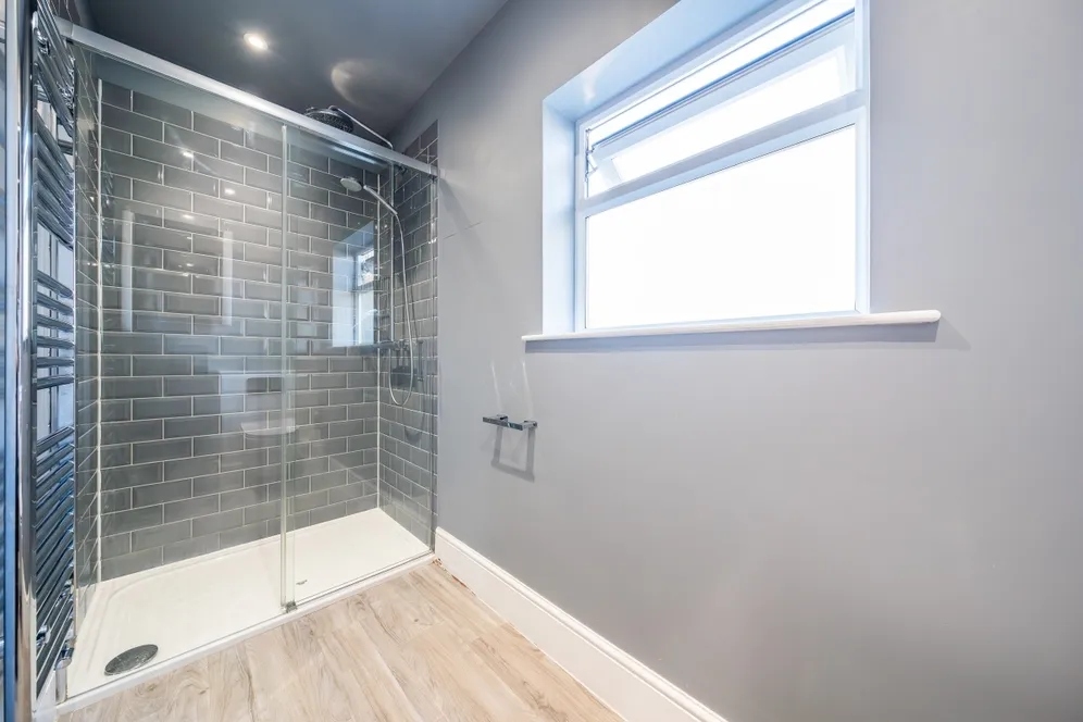 Replingham Road Southfields SW18 photo 7