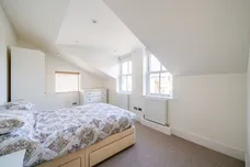Replingham Road Southfields SW18 photo 9