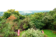 Amersham Hill Gardens, High Wycombe, HP13 photo 9