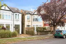 Queens Avenue, Whetstone, N20 photo 1