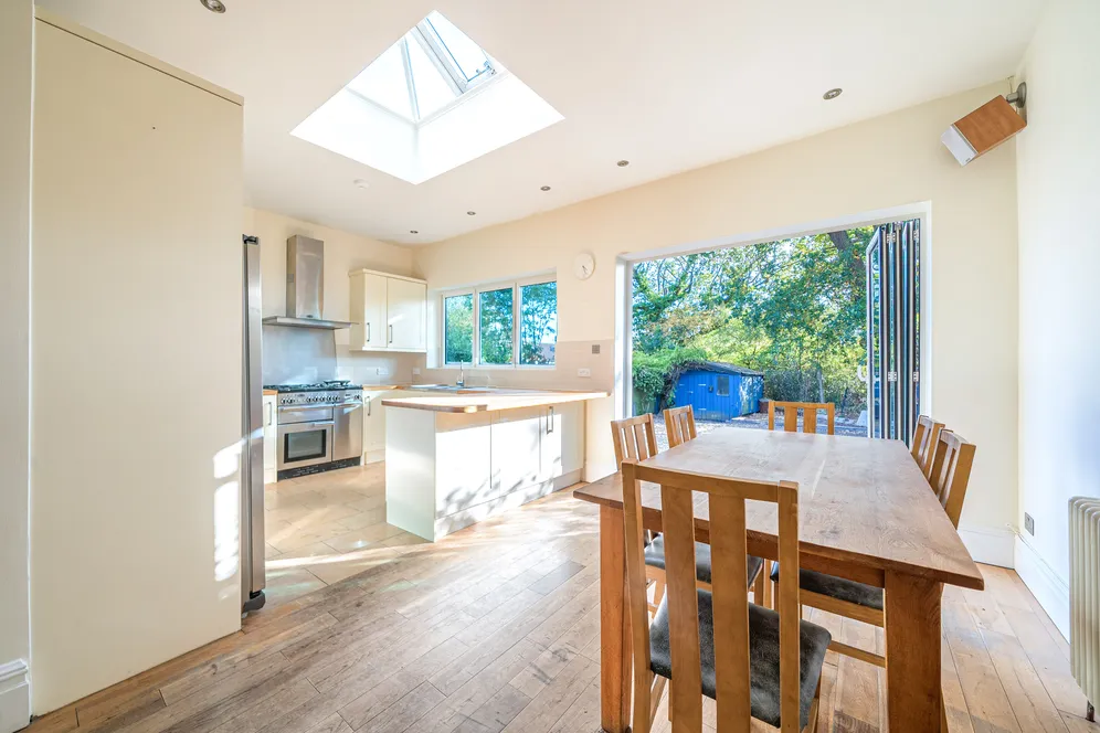 Queens Avenue, Whetstone, N20 photo 2