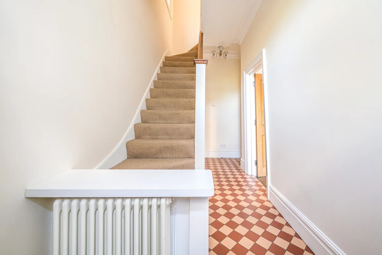 Queens Avenue, Whetstone, N20 photo 3