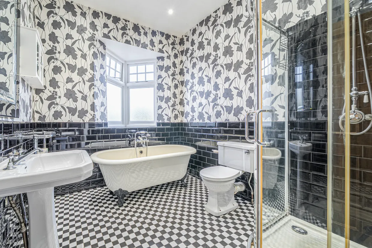 Queens Avenue, Whetstone, N20 photo 6