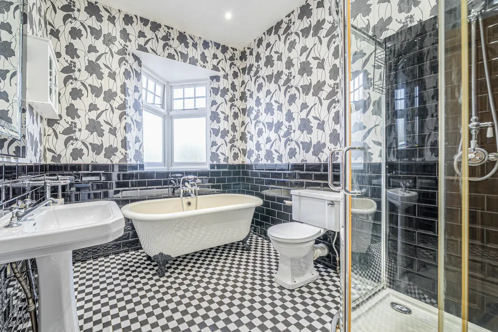 Queens Avenue, Whetstone, N20 photo 6