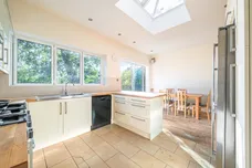 Queens Avenue, Whetstone, N20 photo 7