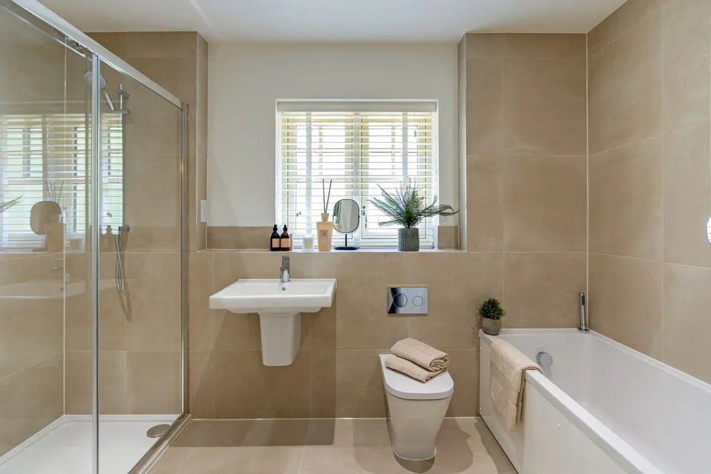 The Mulberry, Headley Chase, Epsom, KT18 photo 12
