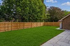 The Mulberry, Headley Chase, Epsom, KT18 photo 15