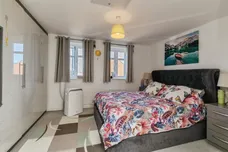 Dowsell Way, Yate, BRISTOL