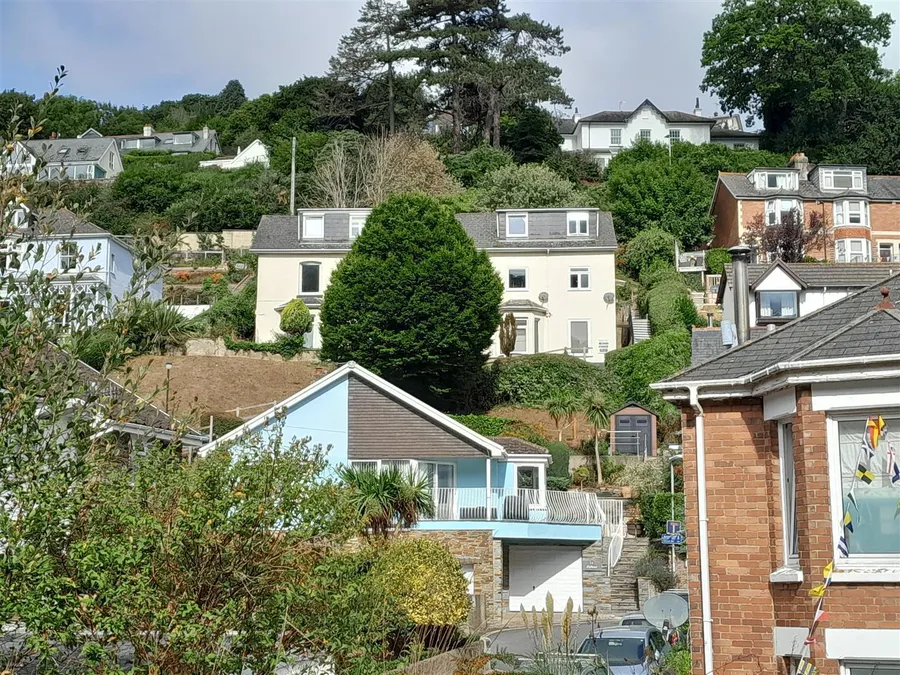 Property Image 11