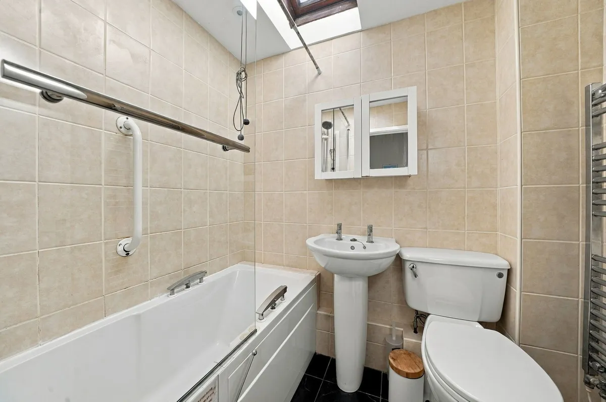 Cumber Close, Malborough
