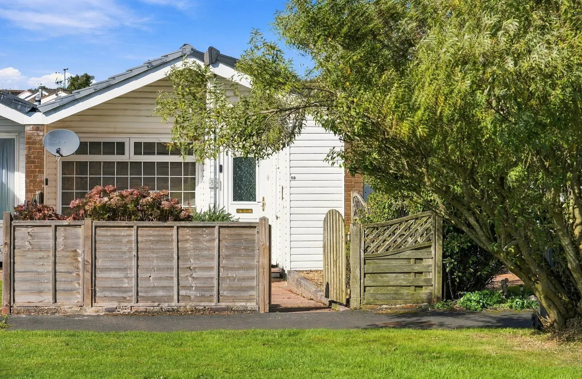 Cumber Close, Malborough