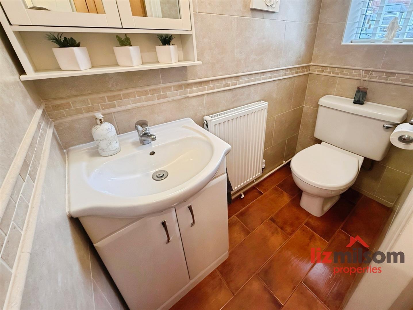 Orchid Close, Burton-On-Trent Image 12