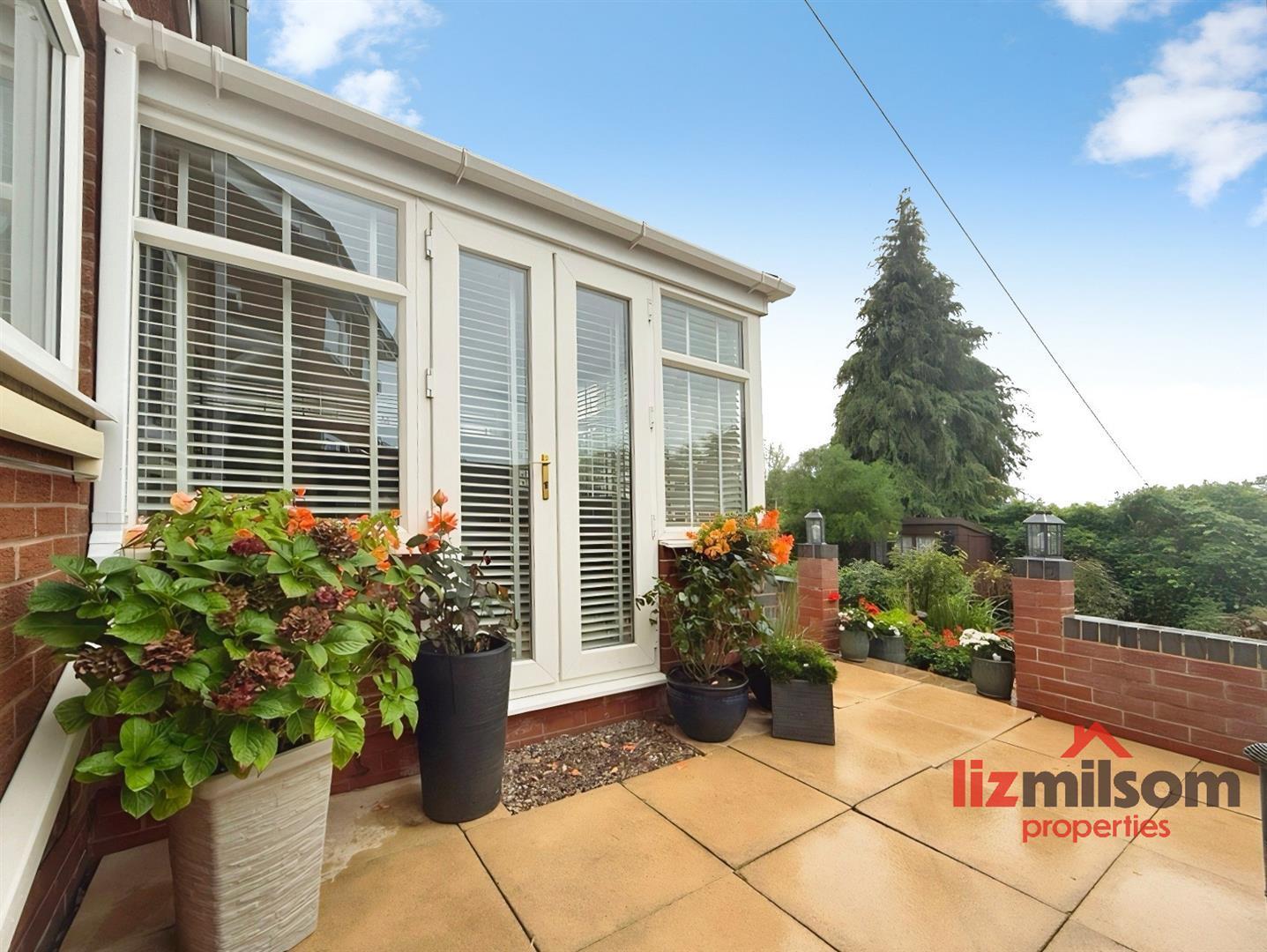 Orchid Close, Burton-On-Trent Image 21