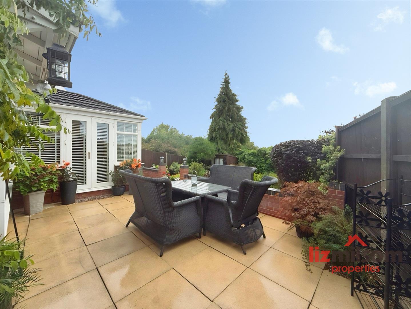 Orchid Close, Burton-On-Trent Image 22