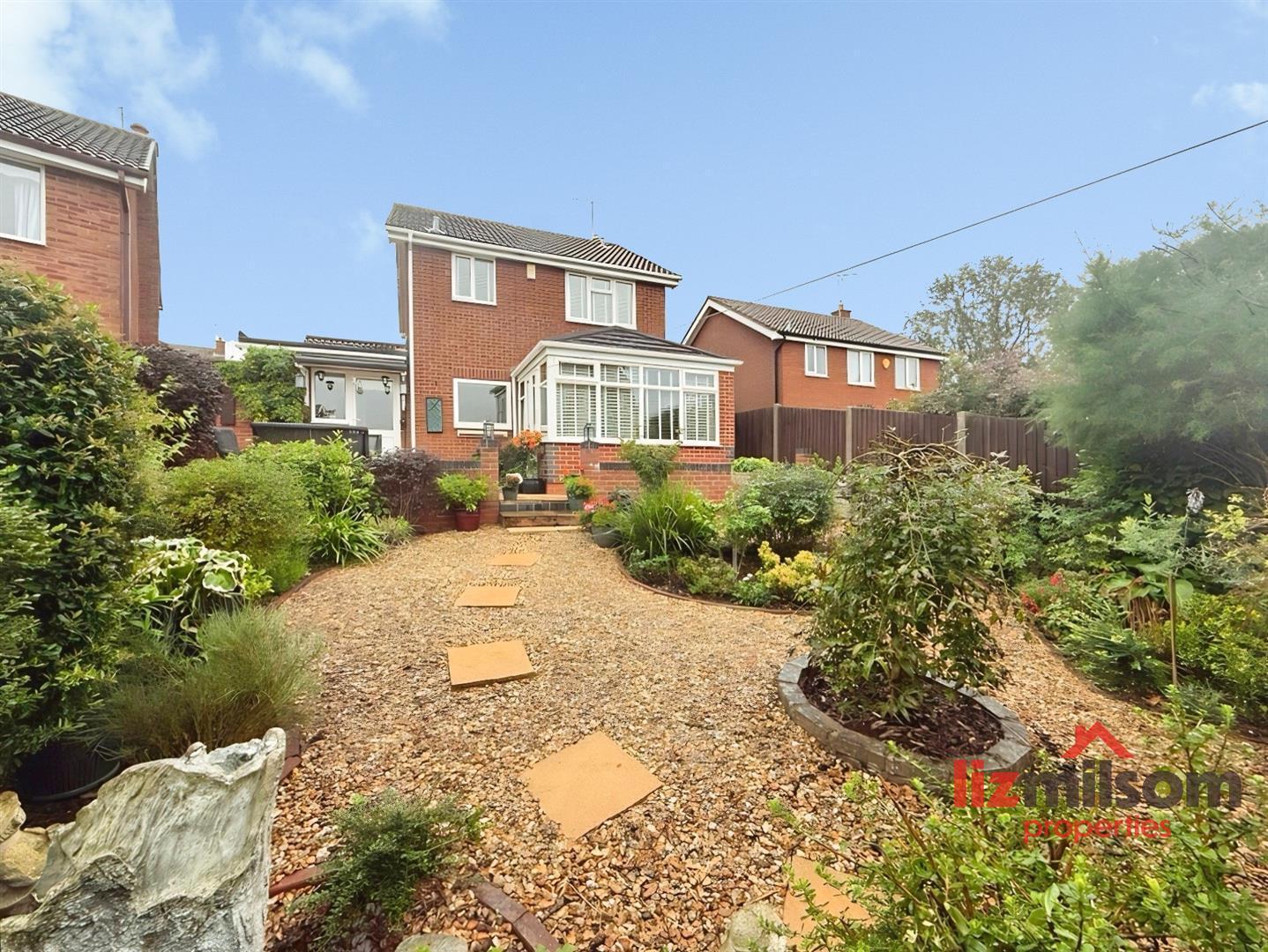 Orchid Close, Burton-On-Trent Image 26