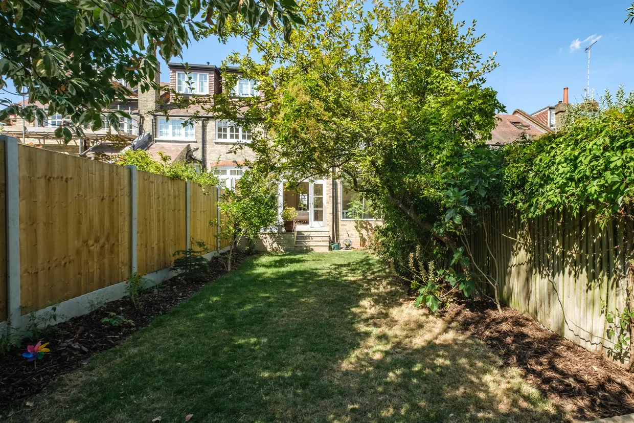 Etheldene Avenue, London, N10 photo 13