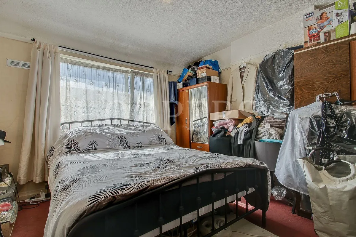 Review Road, London, NW2