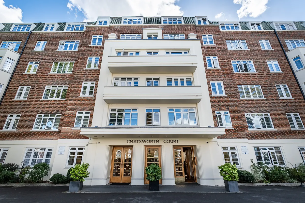 Pembroke Road, London, W8 photo 14