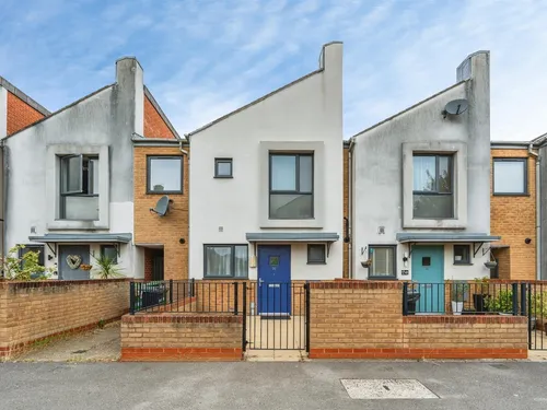 Cheriton Road, Eastleighphoto