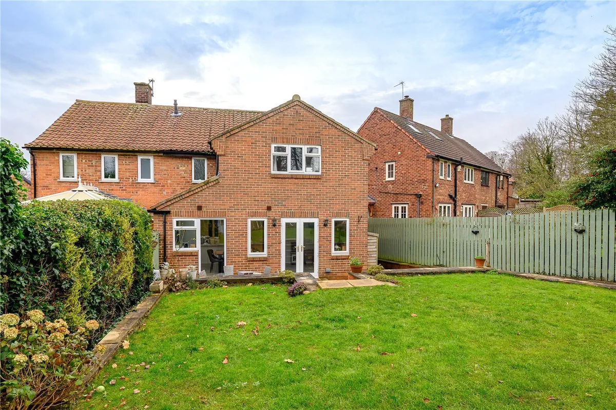 South Mount, East Keswick, LS17