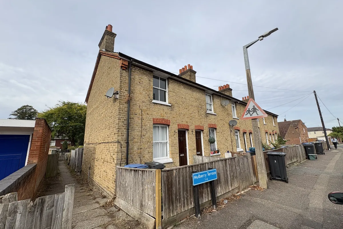 Broadway Avenue, HARLOW
