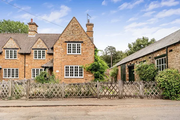 Main Street, Cottesbrooke, NN6 photo 1