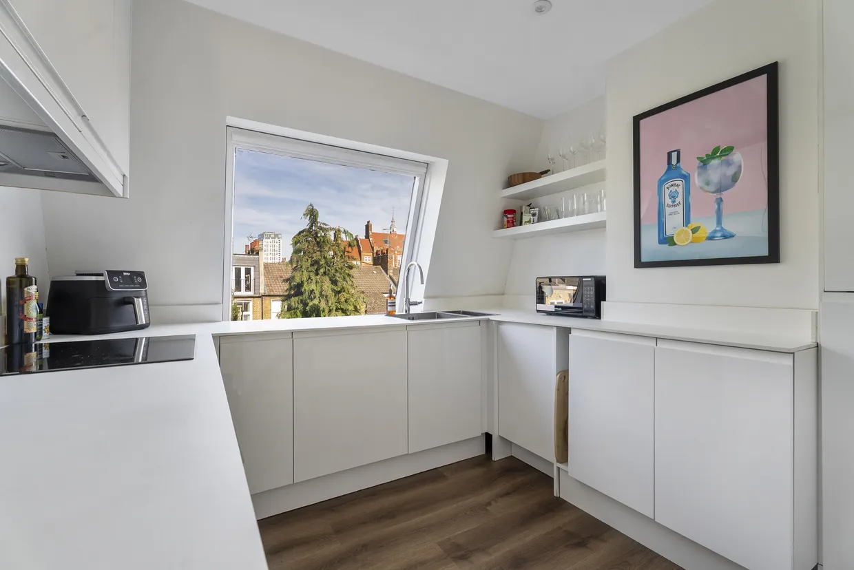 Hazlebury Road, London, SW6 photo 2