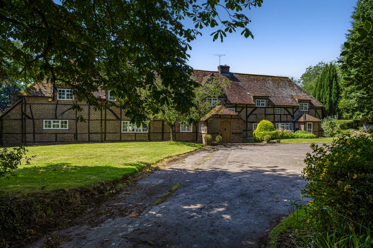 Worldham Hill, East Worldham, GU34 photo 8