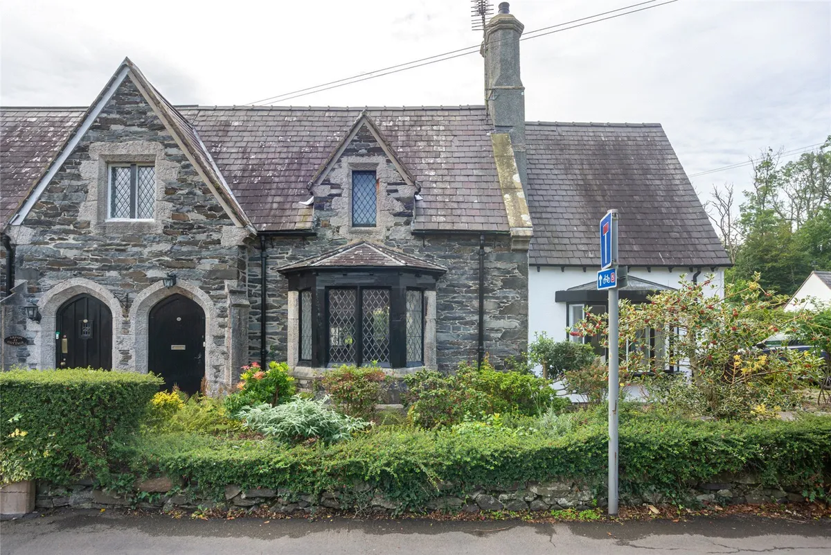 Llandygai Village, Llandygai, Bangor, Gwynedd, LL57