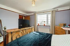 Oak Crescent, Eye