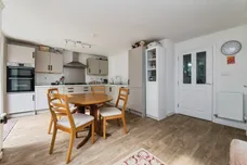 Moore Drive, Tiverton