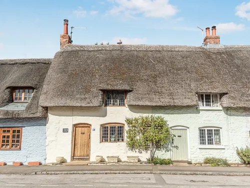 High Street, Shrivenham, Swindonphoto