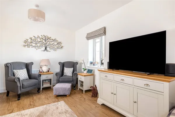 Poppyfield Road, Oundle, PE8 photo 7
