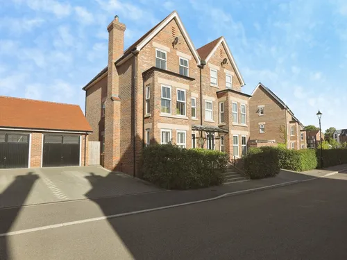 Curf Way, BURGESS HILLphoto