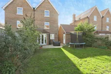 Curf Way, BURGESS HILL