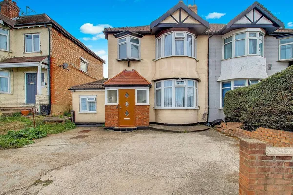 North Circular Road, London, NW2