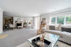 Elm Grove, Maidenhead, SL6 photo 9