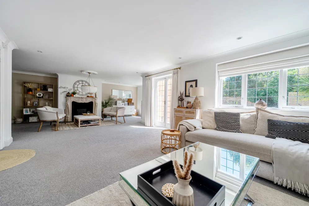 Elm Grove, Maidenhead, SL6 photo 9