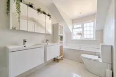 Elm Grove, Maidenhead, SL6 photo 16