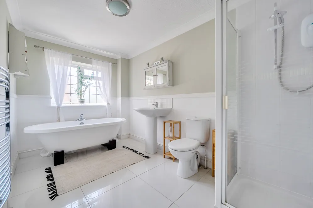 Elm Grove, Maidenhead, SL6 photo 17