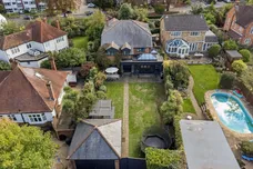 Elm Grove, Maidenhead, SL6 photo 24