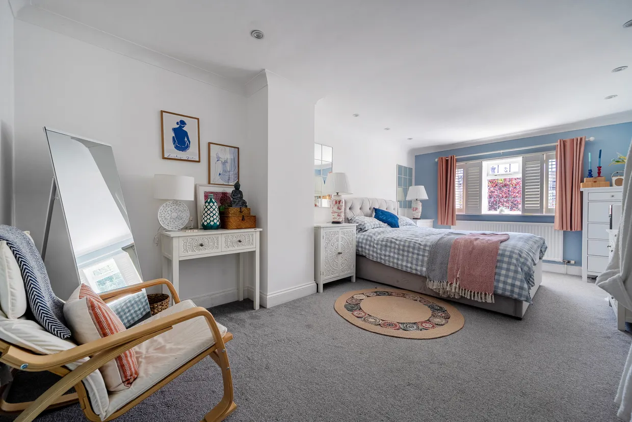 Elm Grove, Maidenhead, SL6 photo 12