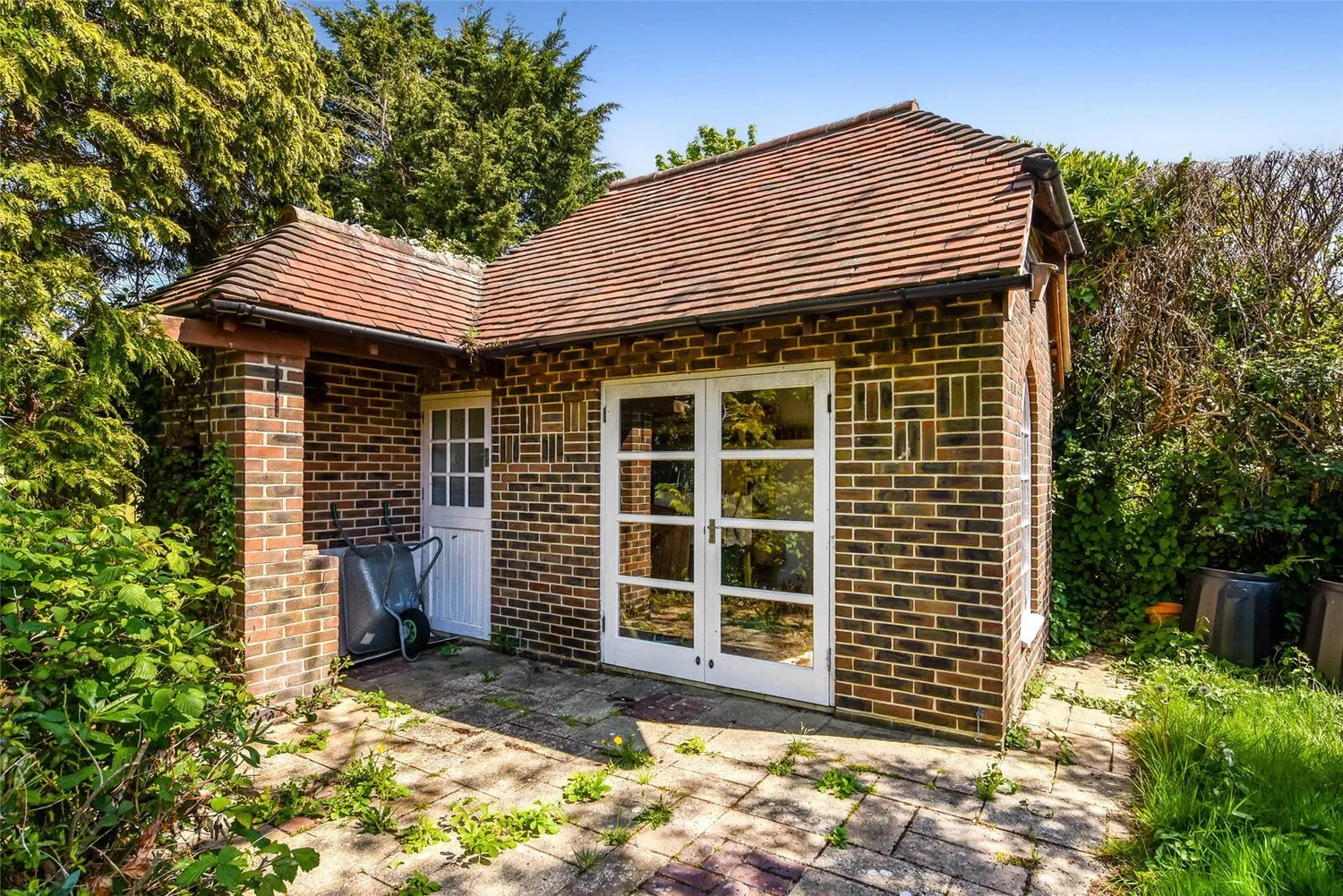 St. Catherines Road, Hayling Island, PO11 photo 15