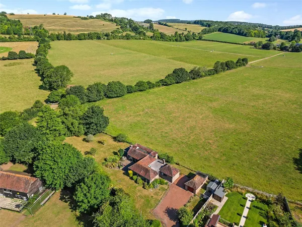 Singleton, Chichester, PO18 photo 1