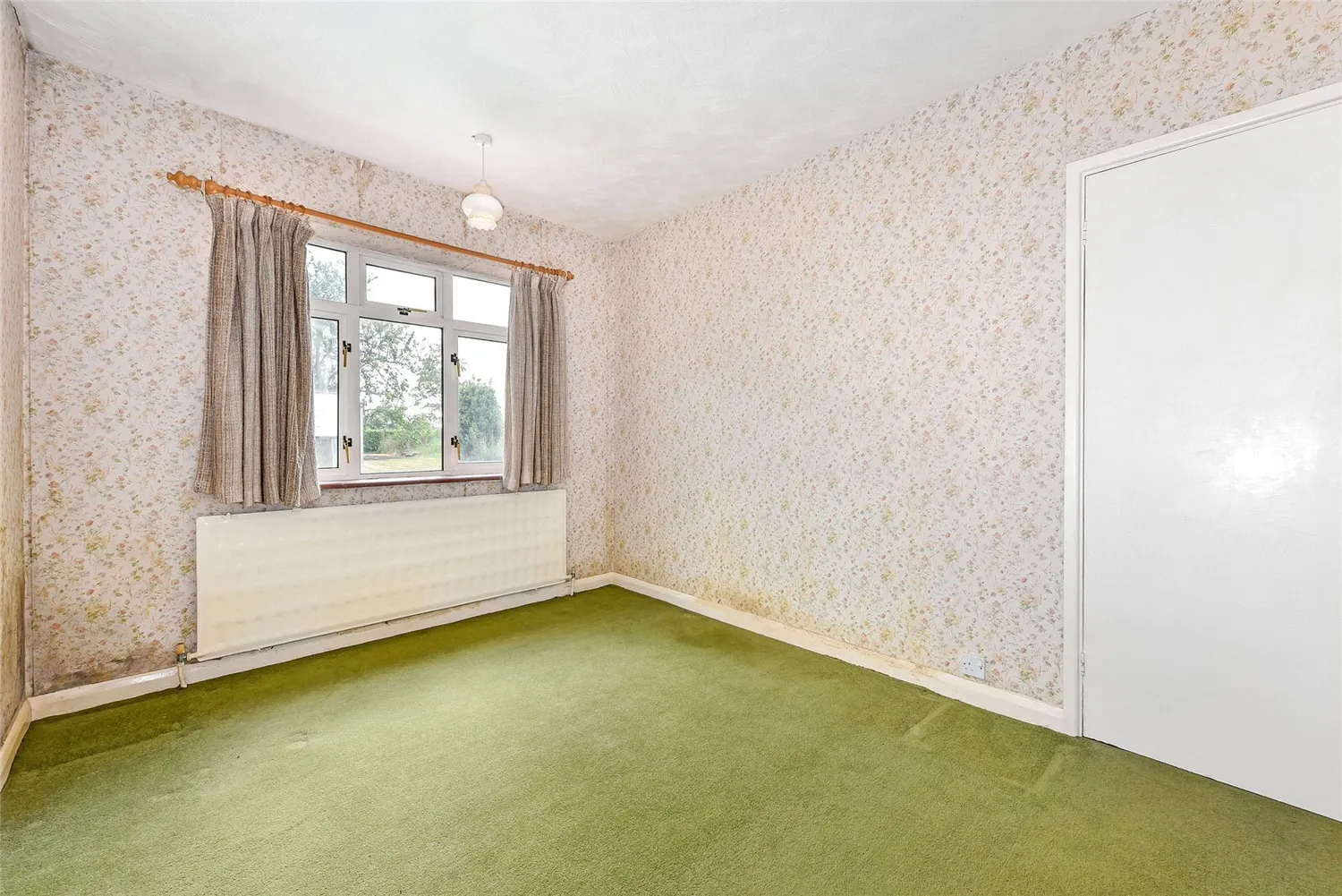 Idsworth, Waterlooville, PO8 photo 6