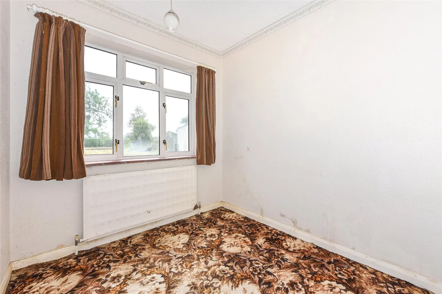 Idsworth, Waterlooville, PO8 photo 9